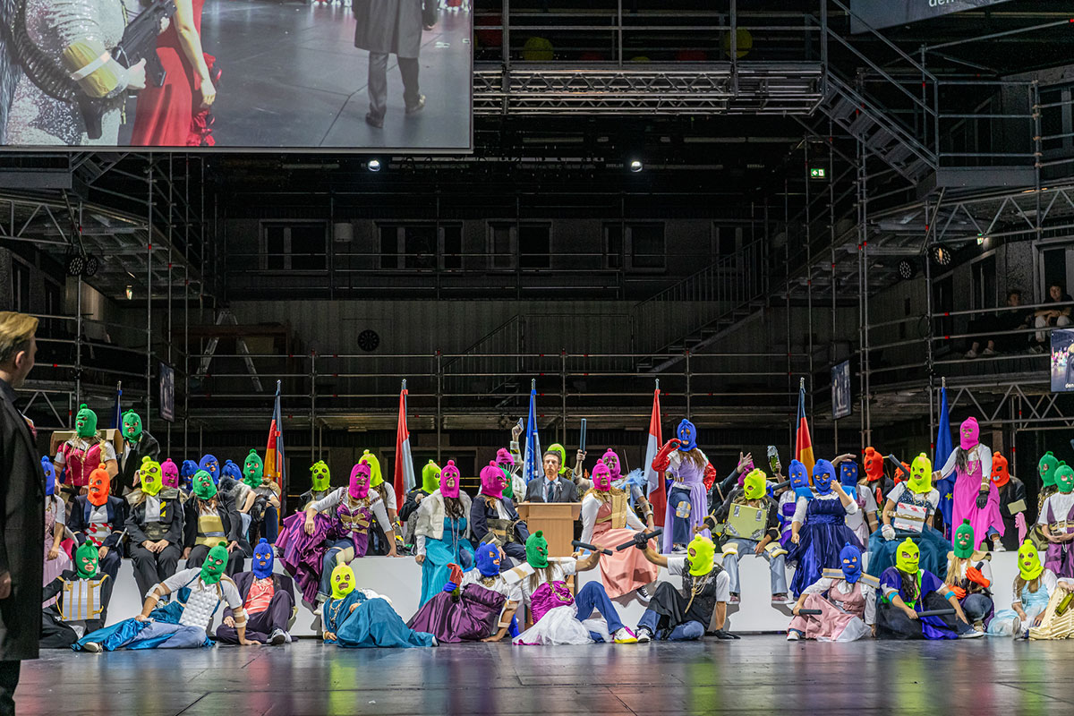 Szene aus Carmen Staatstheater Kassel