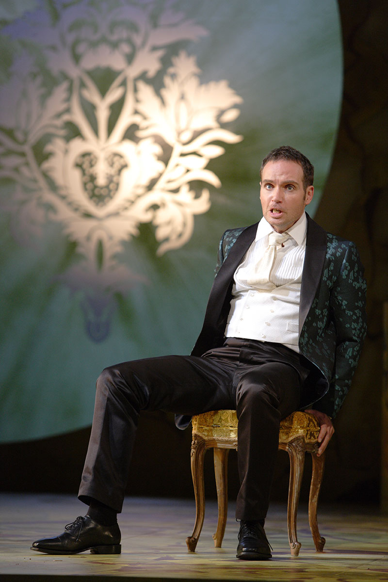 Szene aus Figaros Hochzeit, Stadttheater Bern, 2006, Foto: Oliver Fantitsch