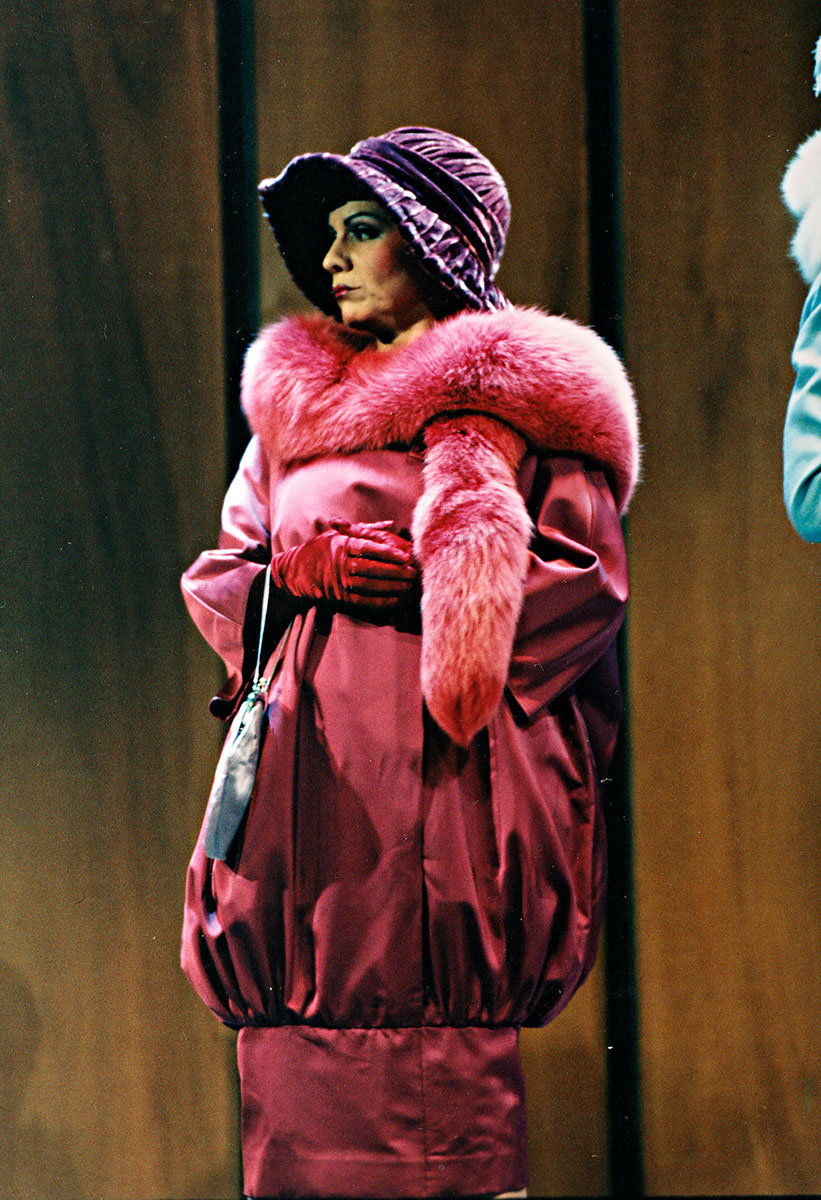 Szene aus Kleiner Mann, was nun, Luzerner Theater, Kostüme: Mechthild Feuerstein, Foto: Oliver Fantitsch