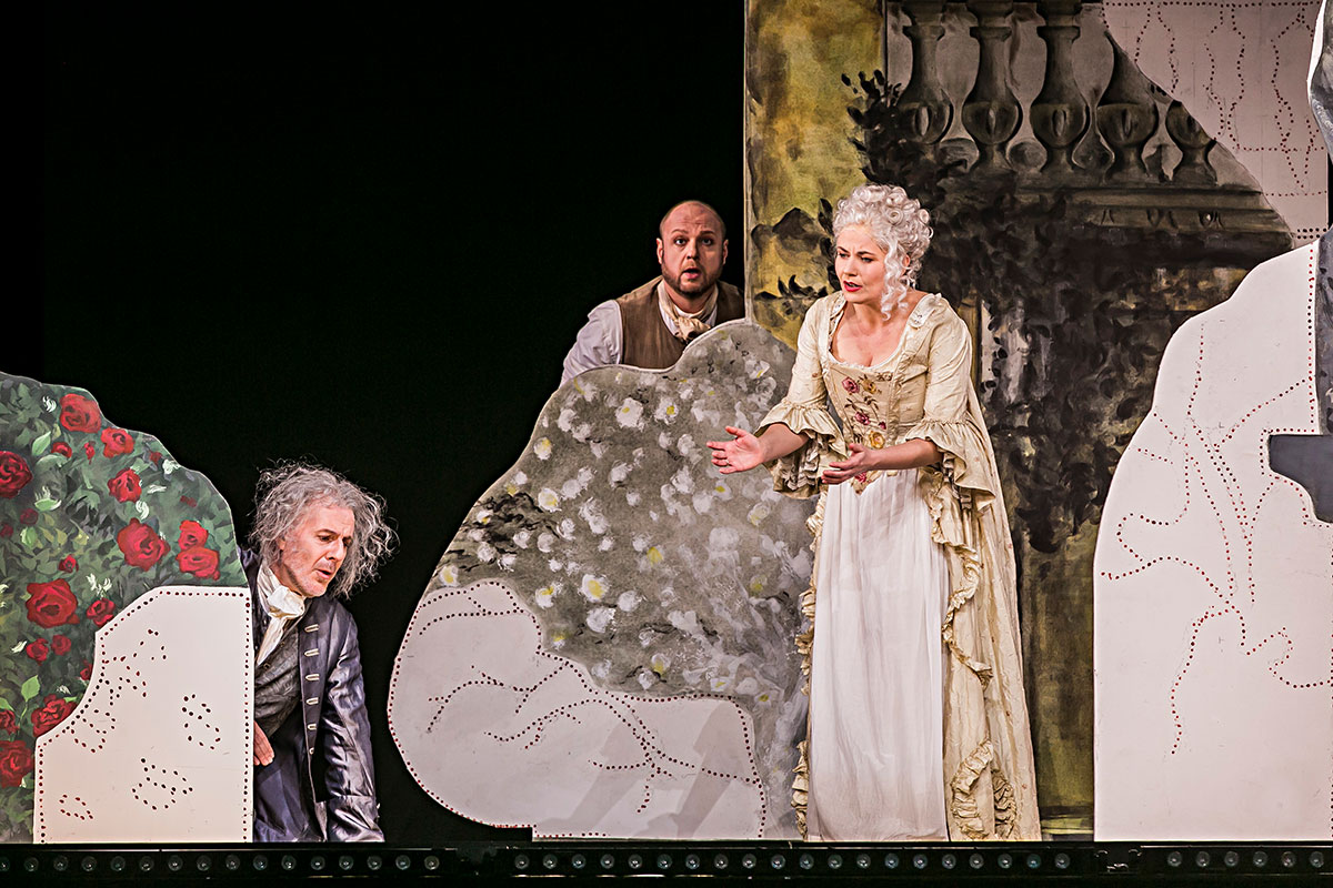 Szene aus Luci mi traditrici, Theater Lübeck, Kostüme: Mechthild Feuerstein, Foto: Jochen Quast