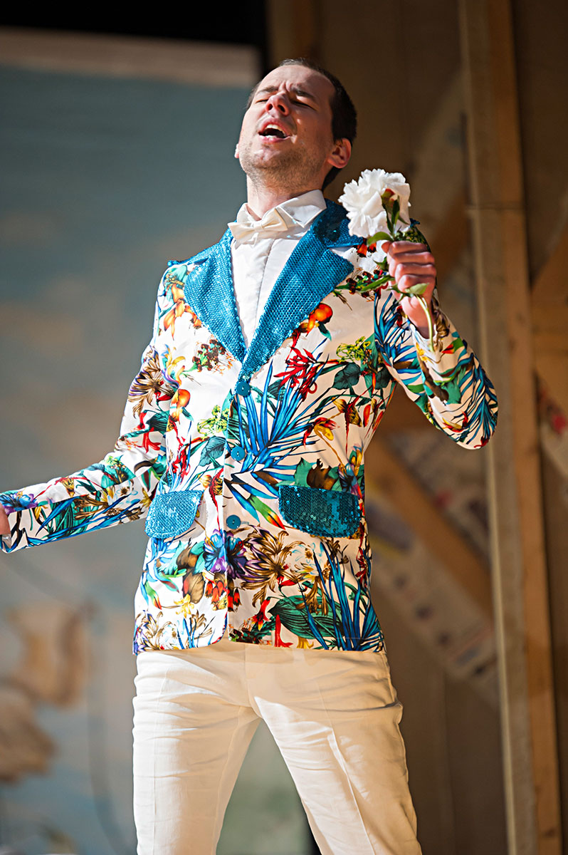 Szene aus Riccardo Primo, Lauttencompagney/ Händelfestspiele Halle/ Schlossfestspiele Ludwigsburg, Bühne und Kostüme: Mechthild Feuerstein, Foto: Oliver Fantitsch