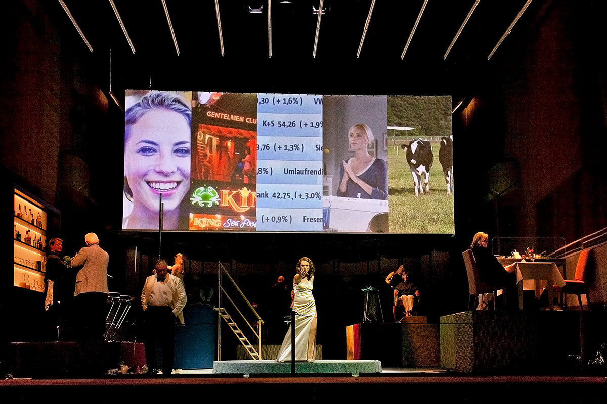 Szene aus Tannhäuser, Theater Lübeck, Kostüme: Mechthild Feuerstein, Foto: Oliver Fantitsch