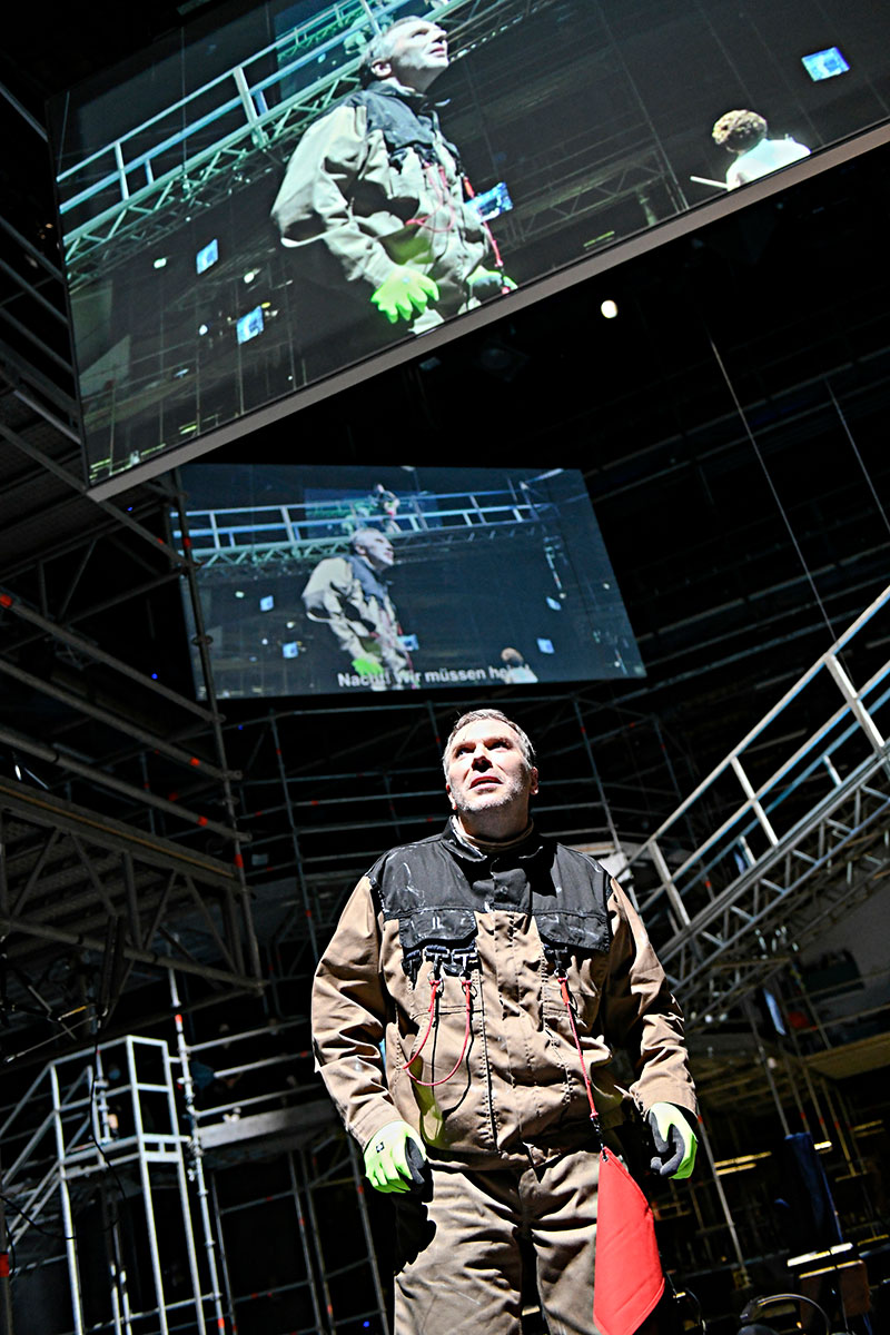 Szene aus Wozzeck, Staatstheater Kassel, Kostüme: Mechthild Feuerstein, Foto: Nils Klinger